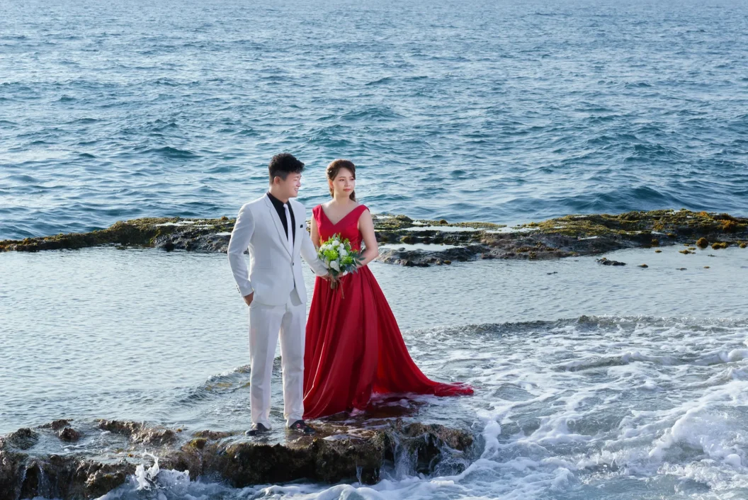 binh minh trên biển vĩnh Hy