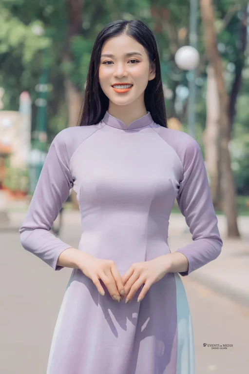 Áo dài tím thuỷ chung