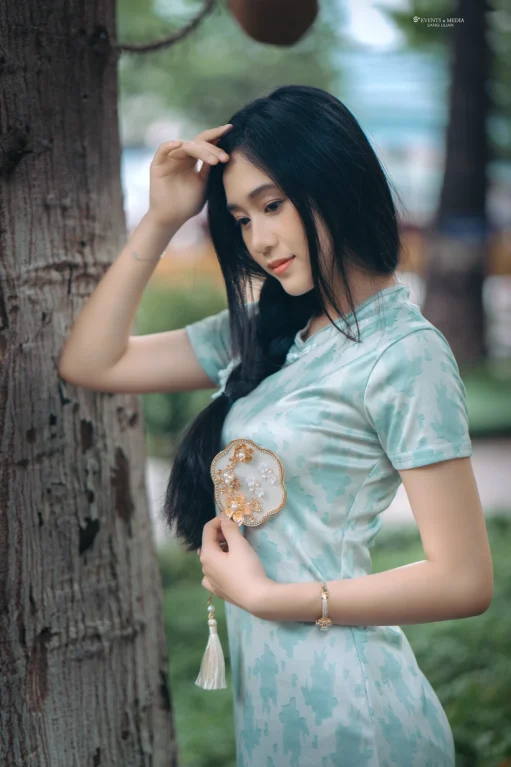 Traditional Chinese costumes