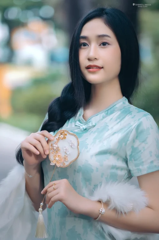 Traditional Chinese costumes